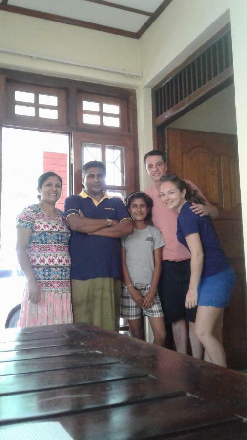 Water Front Home Stay And Resort Anuradhapura Eksteriør billede