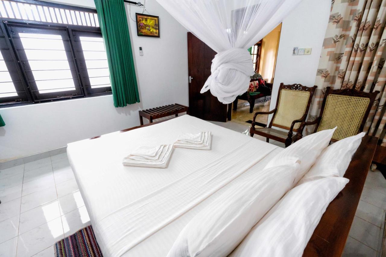 Water Front Home Stay And Resort Anuradhapura Eksteriør billede